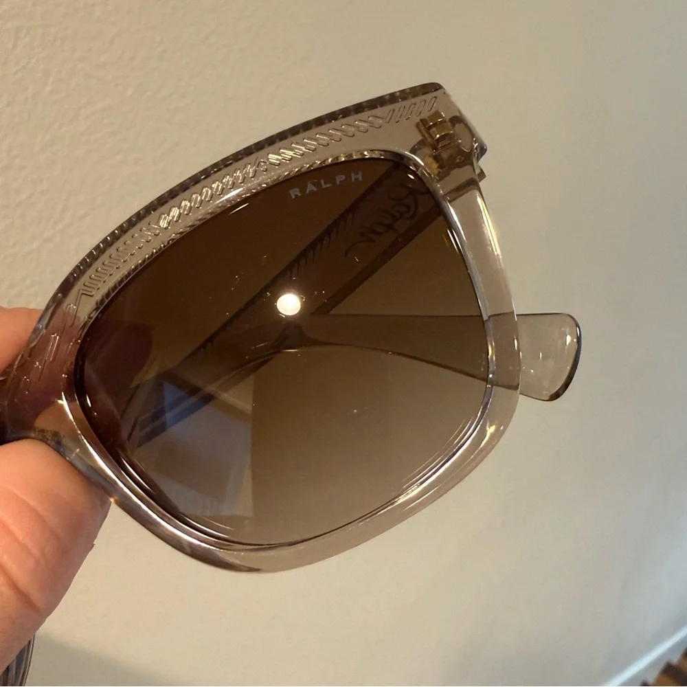 Ralph Ralph Lauren Tan Cat Eye Sunglasses - Picture 3 of 11